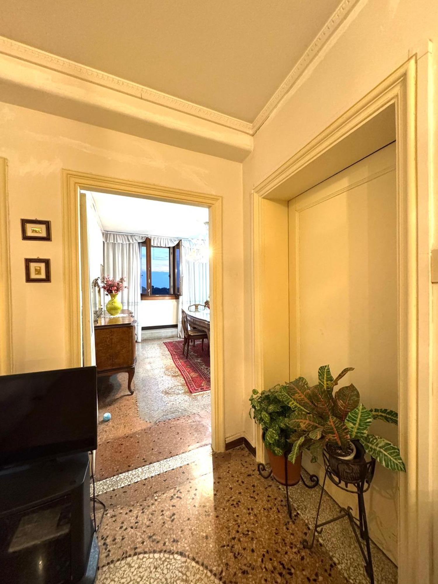 Appartamento Con Vista Zattere Venedig Exterior foto